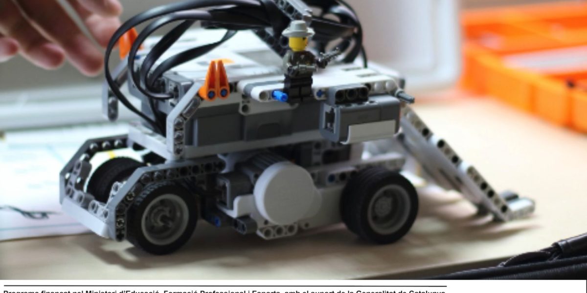 Código Escuela 4.0 al nostre centre: robòtica educativa i programació Código Escuela 4.0 al nostre centre: robòtica educativa i programació